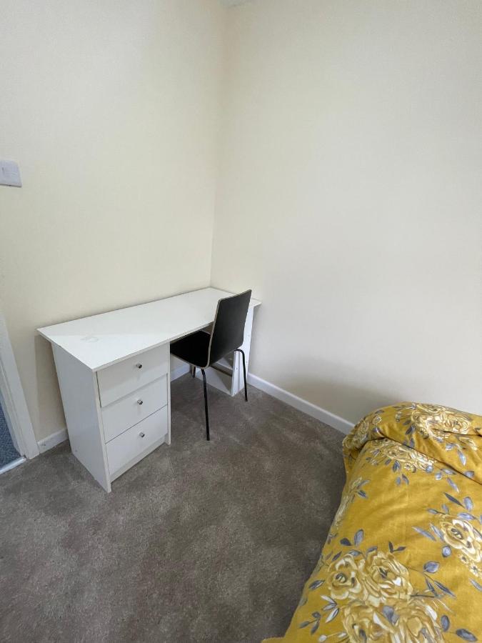Bethel Apartments Лийдс Екстериор снимка