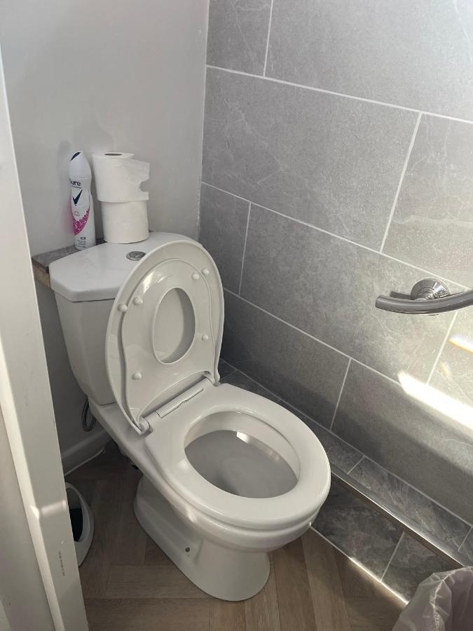 Bethel Apartments Лийдс Екстериор снимка